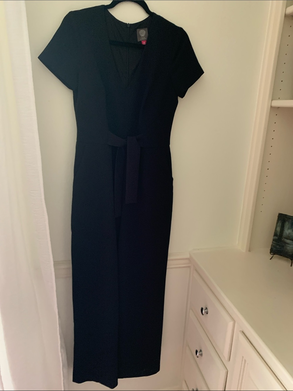 Vince Camuto Black Short-Sleeve Jumpsuit with Waist Tie 10P